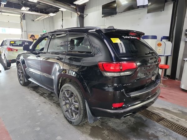 2020 Jeep Grand Cherokee LIMITED X