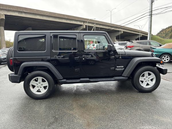 2017 Jeep Wrangler Unlimited Sport