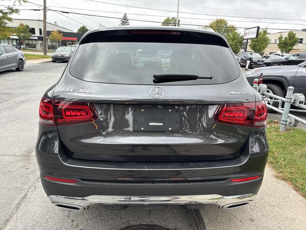 2022 Mercedes-Benz GLC GLC 300
