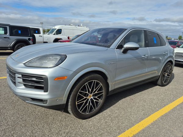 2024 Porsche Cayenne E-HYBRID