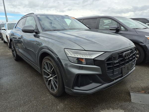 2019 Audi Q8 TECHNIK S Line quattro Prestige