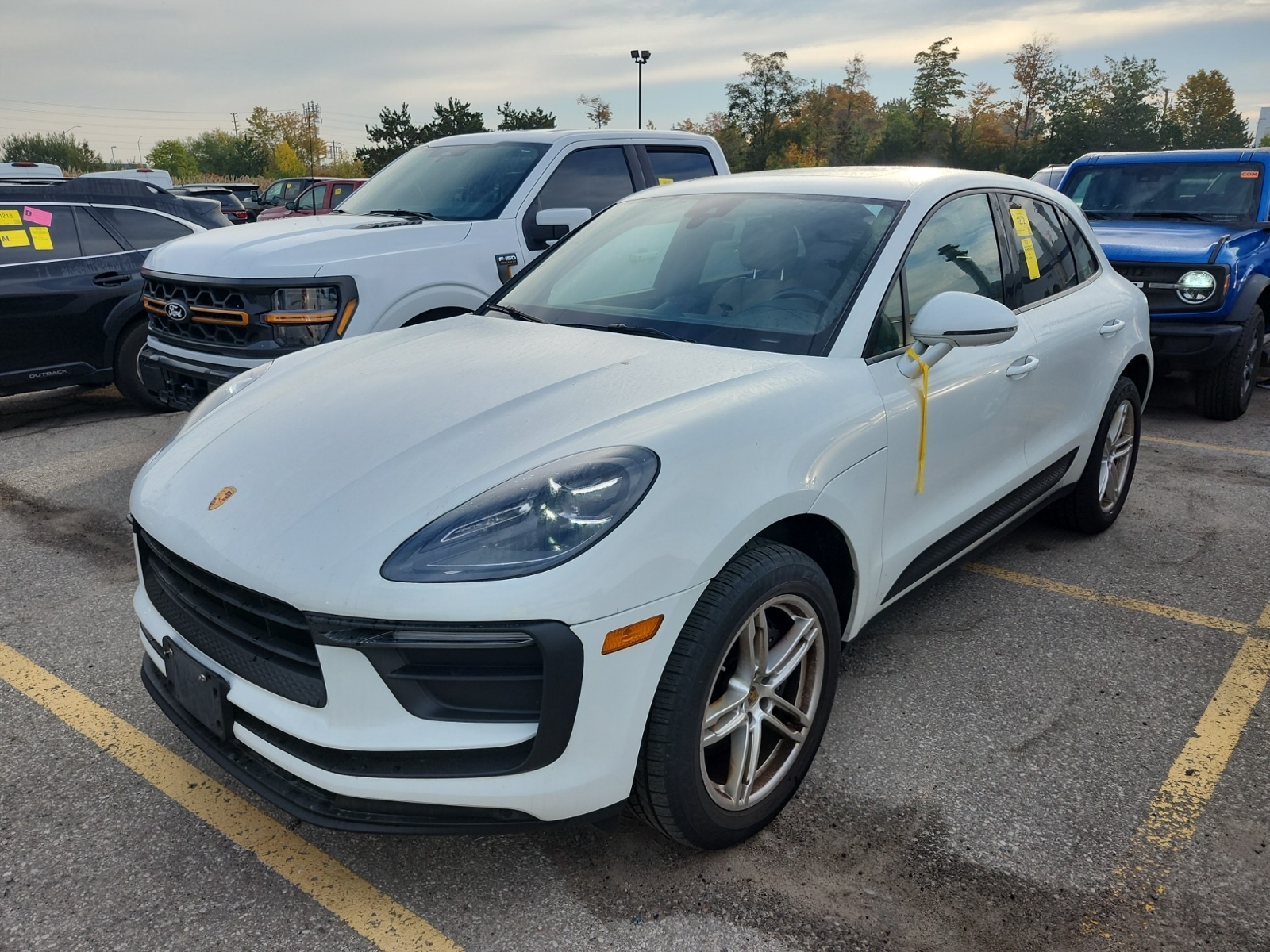 2023 Porsche Macan AWD Macan / Macan T