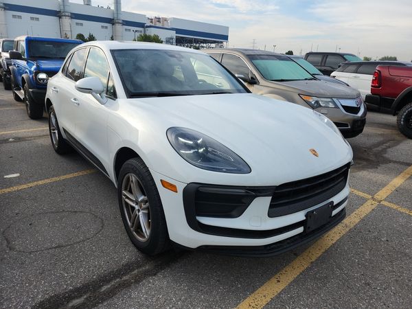 2023 Porsche Macan AWD Macan / Macan T