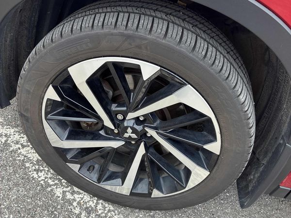 2023 Mitsubishi Outlander S-AWC