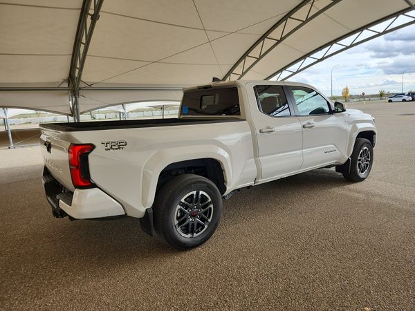 2025 Toyota TACOMA 4WD TRD SPORT CREW CAB STD BED