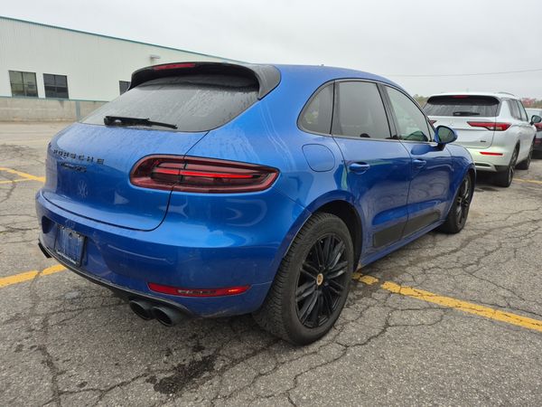 2018 Porsche MACAN GTS