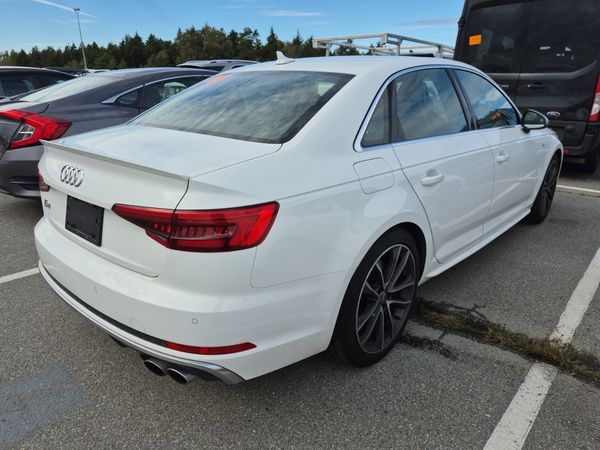 2018 Audi S4 SEDAN PROGRESSIV