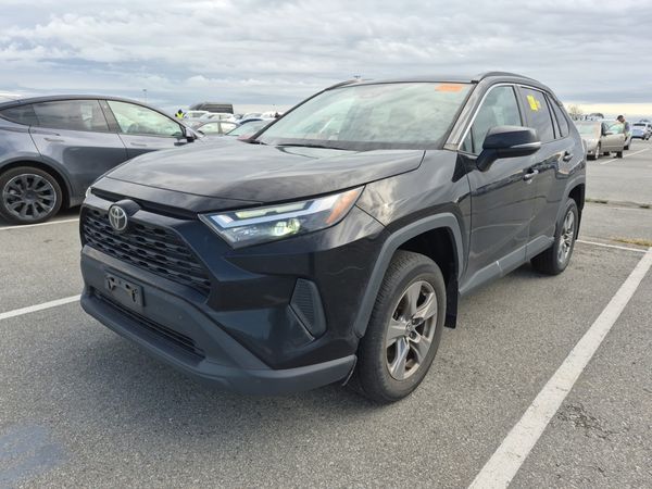 2022 Toyota Rav4 XLE AWD