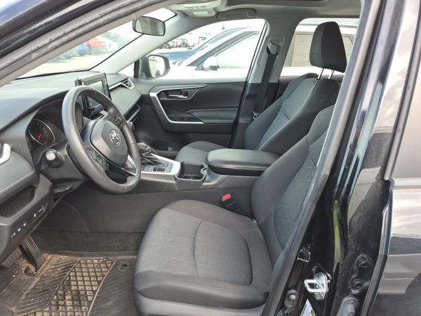 2022 Toyota Rav4 XLE AWD