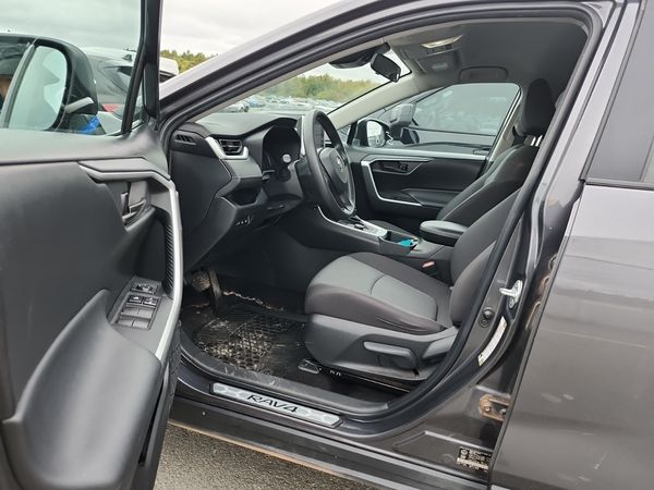 2024 Toyota RAV4 Awd Hybrid Le XLE Premium
