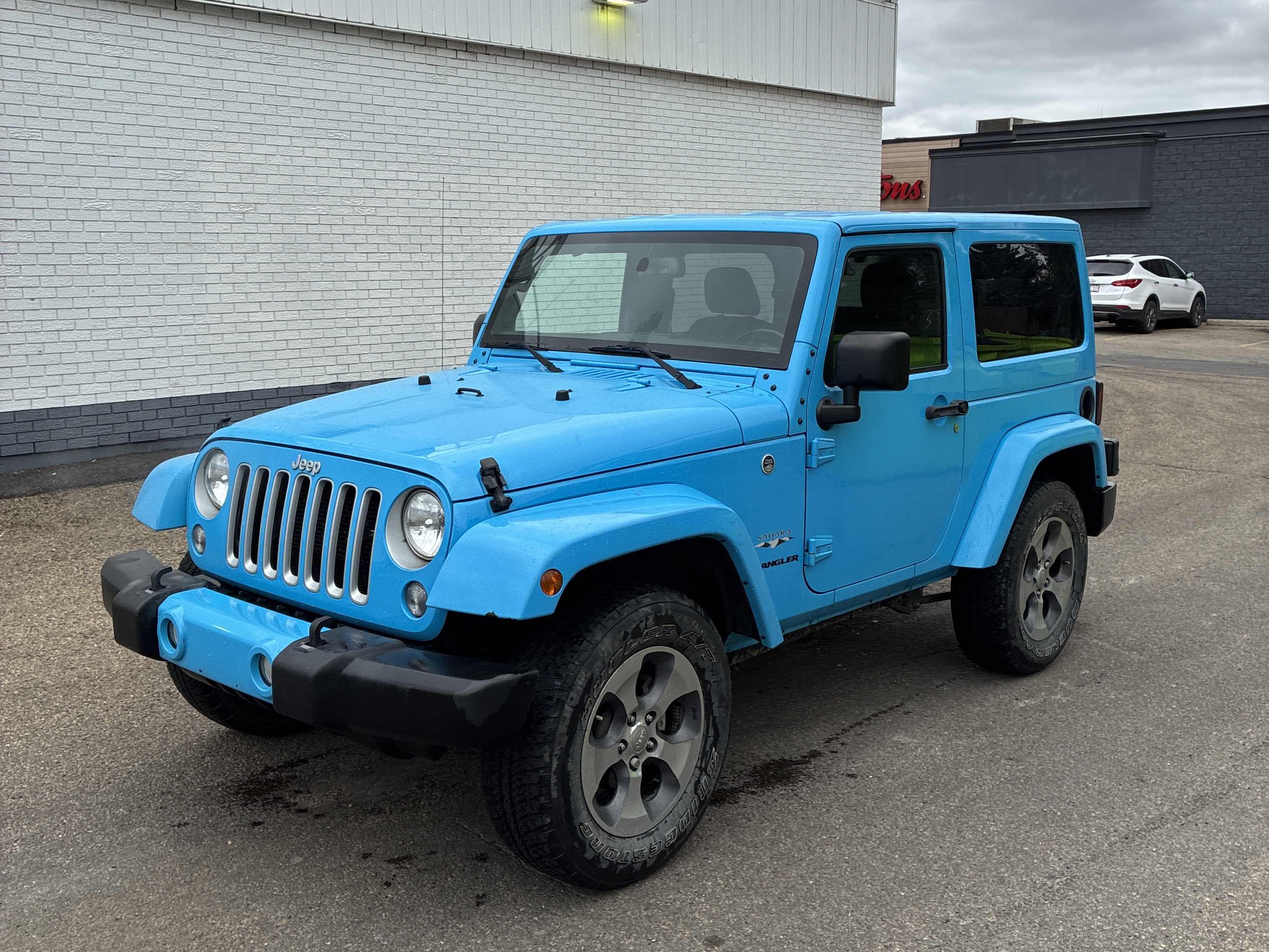 2017 Jeep Wrangler SAHARA