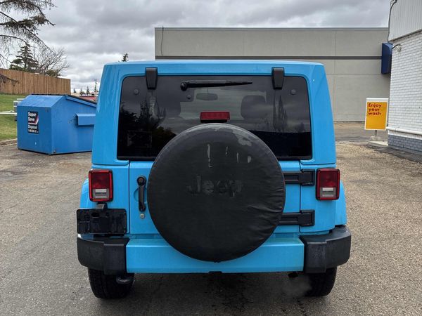 2017 Jeep Wrangler SAHARA