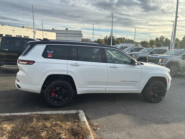2022 Jeep Grand Cherokee L Overland