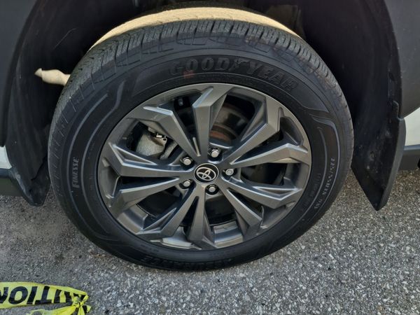 2025 Toyota RAV4 Awd Hybrid Limited