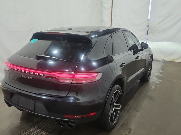 2021 Porsche Macan Awd S
