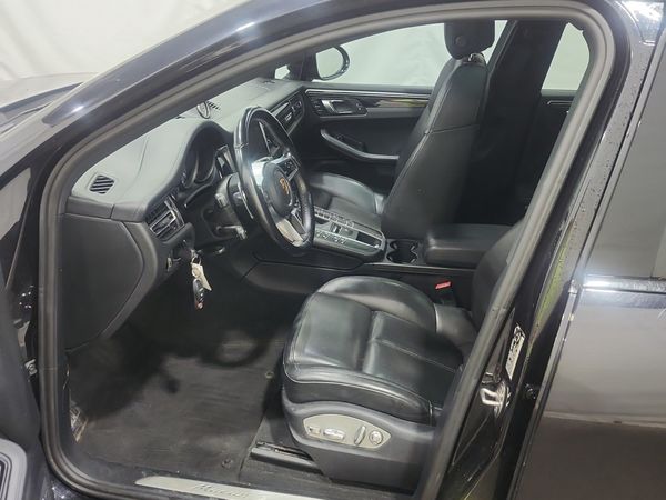 2021 Porsche Macan Awd S
