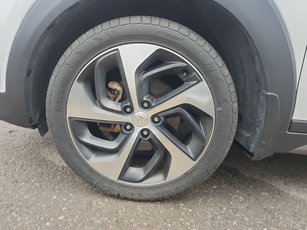 2017 Hyundai Tucson Awd 4dr 1.6l Se