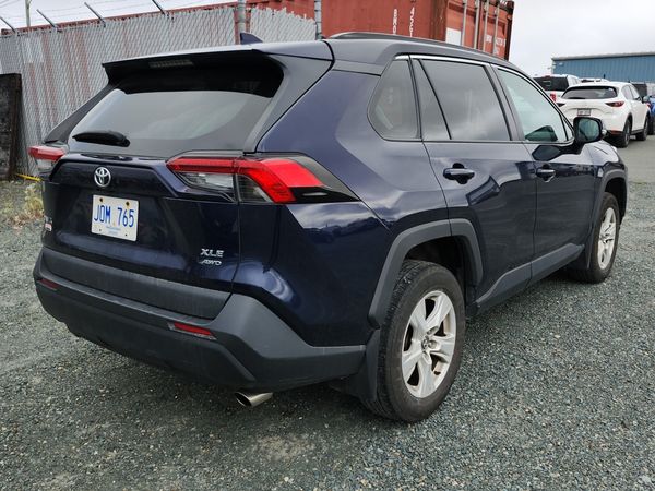 2021 Toyota RAV4 Awd Xle XLE HV