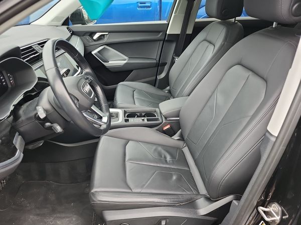 2020 Audi Q3 KOMFORT quattro Premium