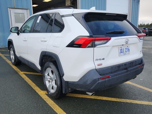 2021 Toyota RAV4 Awd Xle XLE HV