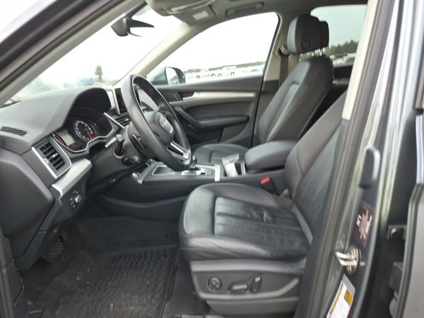 2018 Audi Q5 PROGRESSIV quattro Premium Plus