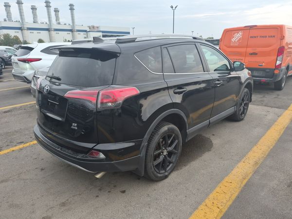 2018 Toyota RAV4 Awd Se