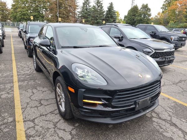 2020 Porsche Macan AWD