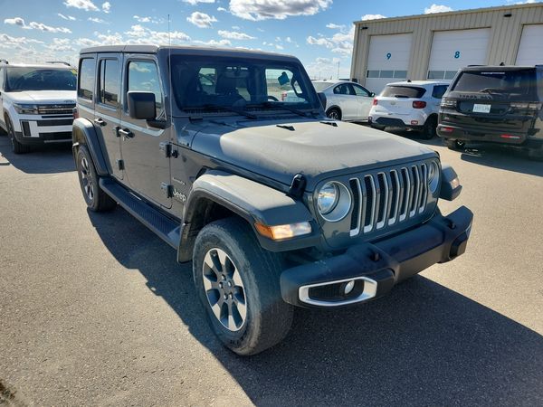 2022 Jeep Wrangler UNLIMITED SAHARA