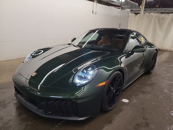 2026 Porsche 911 CARRERA 4 GTS