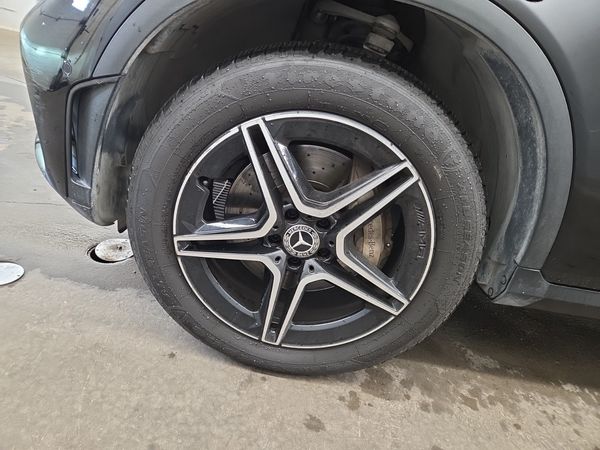 2020 Mercedes-Benz GLC GLC 300