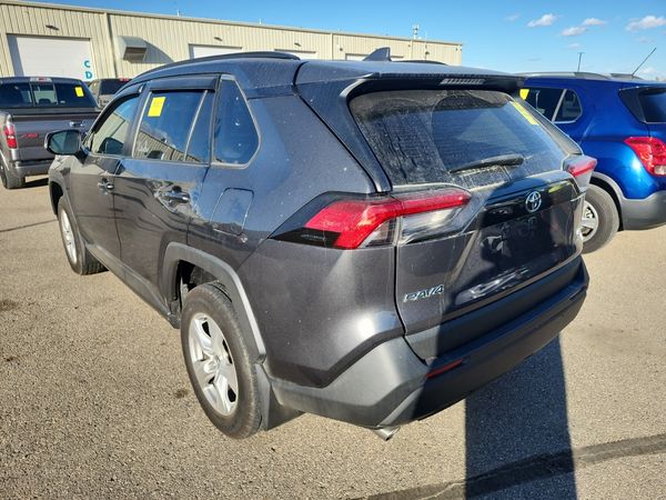 2019 Toyota Rav4 LE LE AWD