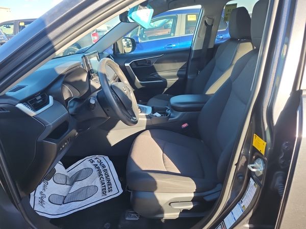 2019 Toyota Rav4 LE LE AWD