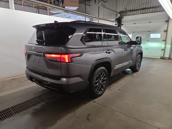 2025 Toyota Sequoia PLATINUM