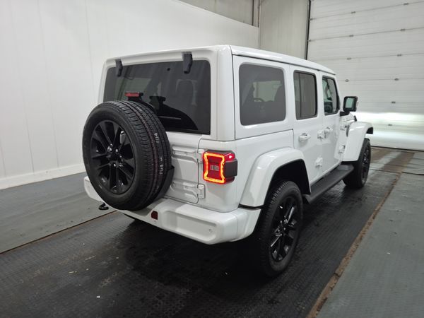 2023 Jeep Wrangler 4 Door 4x4 High Altitude Sahara