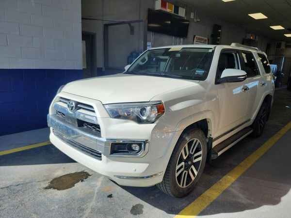 2021 Toyota 4Runner 4WD