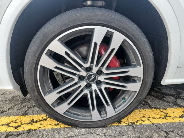 2018 Audi SQ5 PROGRESSIV quattro Premium Plus