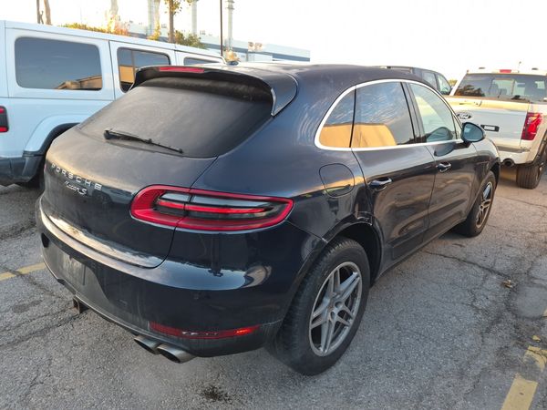 2017 Porsche Macan Awd 4dr S