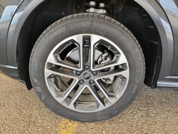2026 Audi Q5 PROGRESSIV quattro Premium Plus