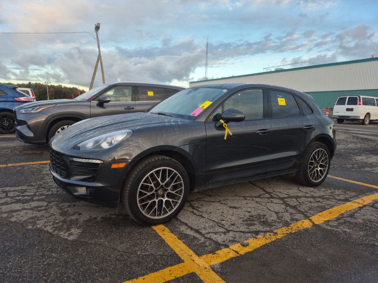 2017 Porsche MACAN MACAN
