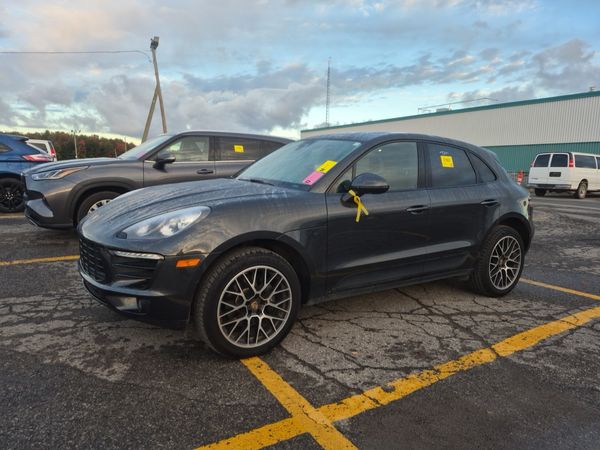 2017 Porsche MACAN MACAN