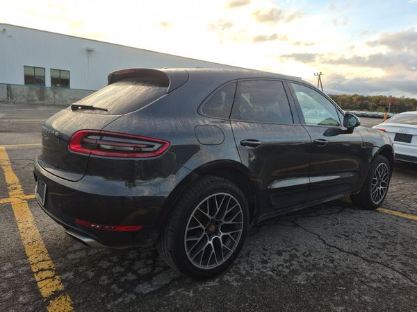 2017 Porsche MACAN MACAN
