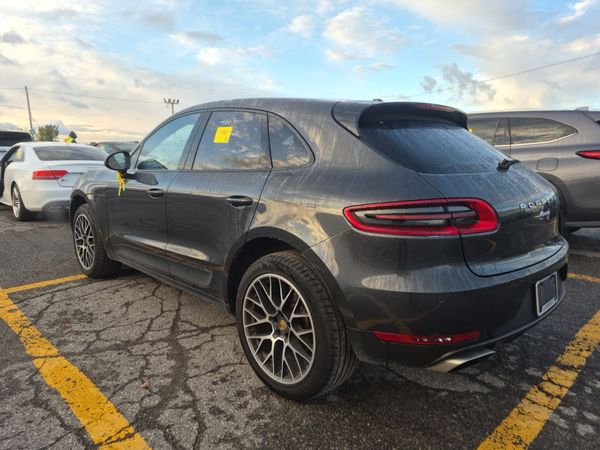 2017 Porsche MACAN MACAN