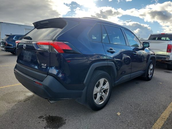 2021 Toyota RAV4 Awd Xle XLE HV