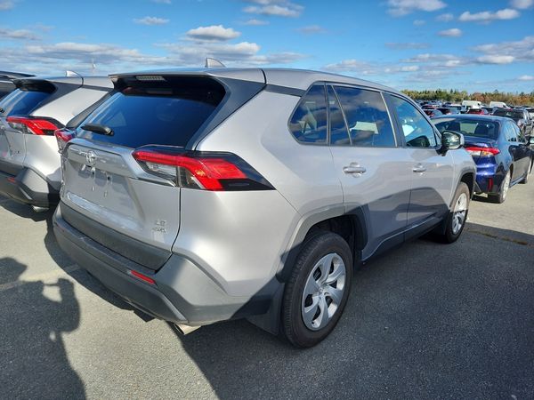 2024 Toyota RAV4 Awd Le