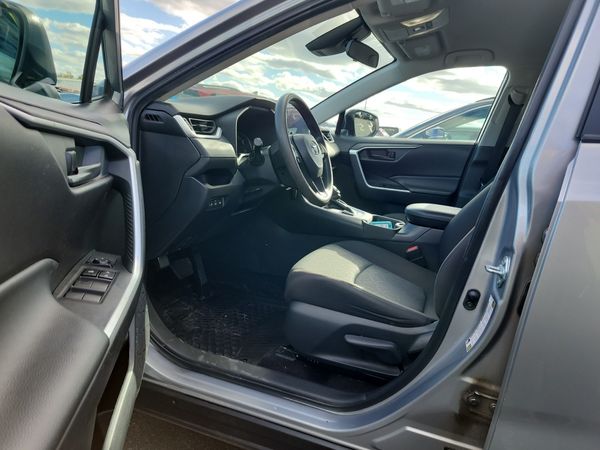 2024 Toyota RAV4 Awd Le