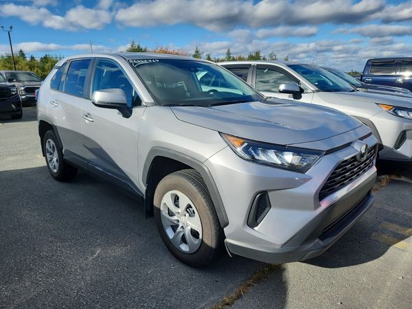 2024 Toyota RAV4 Awd Le