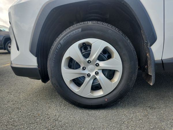 2022 Toyota RAV4 Fwd Le