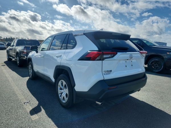 2022 Toyota RAV4 Fwd Le