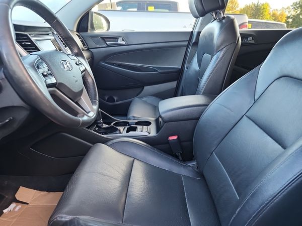 2017 Hyundai Tucson Awd 4dr 2.0l Se