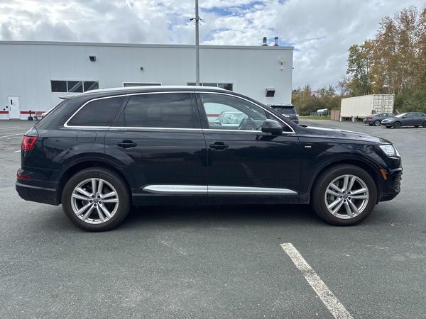 2017 Audi Q7 3.0T Technik S Line quattro Technik